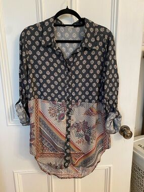 Mixed-Print Button-Front Blouse in Navy and Cream